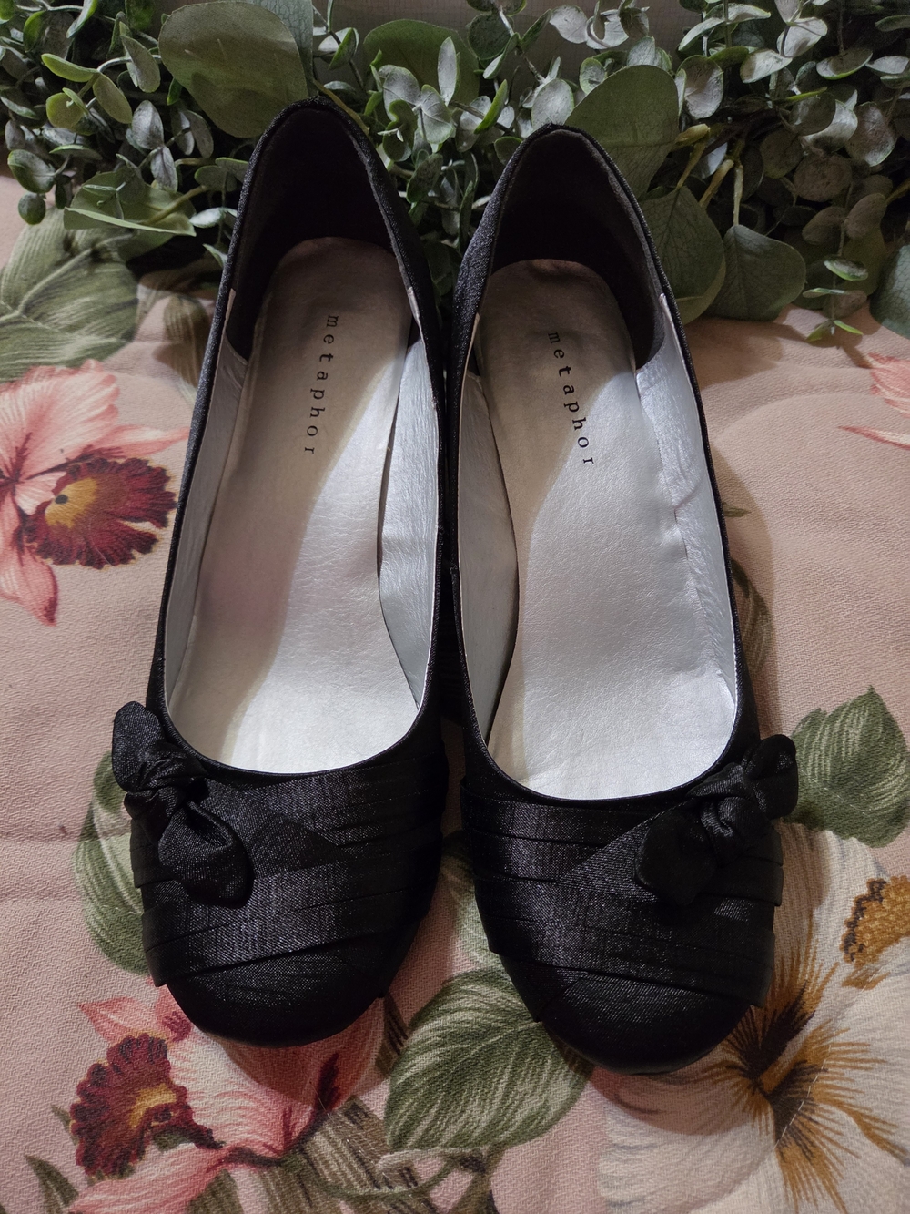 702- Metaphor Black Satin Knot Mid Heel Pumps,sz10 - Picture 3 of 8
